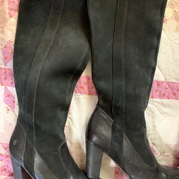 Boots - Picture 3 of 11